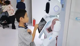 AI 医疗：优势与挑战并存，能否将生命托付给它？深度解析来了