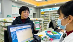 种罕见病天价药纳入医保 35 万家药店开通门诊统筹