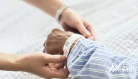 5动新未来｜腕间藏暖意 医心护新城——济南起步区五年医疗蝶变记