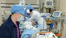 生死竞速21天！南医八院多学科联动，成功救治被碾压重伤幼童