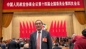 医学会说“无过错”，法医说“有责”？“双轨制”让医患双方都服气难，法院怎么判？