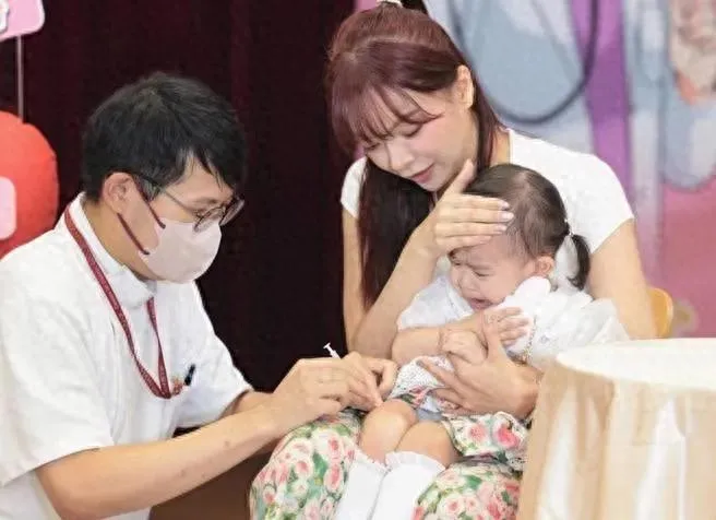 震惊!台湾医疗资源紧张健保停滞,许哲纶医师疾呼:未来 5 年请别生病 震惊!台湾医疗资源紧张健保停滞,许哲纶医师疾呼:未来 5 年请别生病