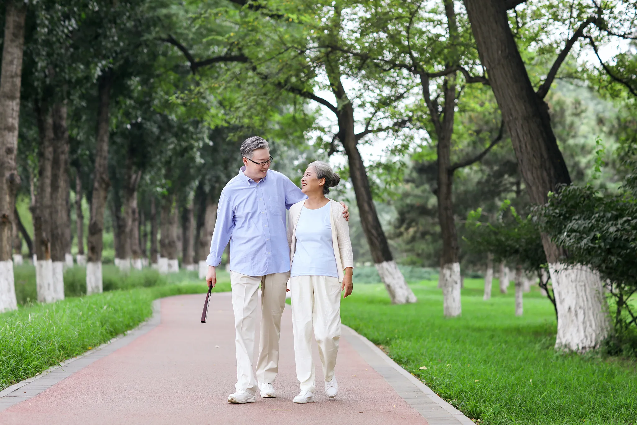 别等老了才后悔！钟南山提醒：晚年生活质量看“能动”，早准备早受益
