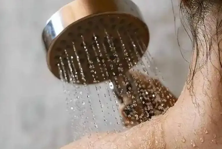 秋冬高血压需警惕！吃降压药后易忽视的 9 大隐患及应对妙招，速看！