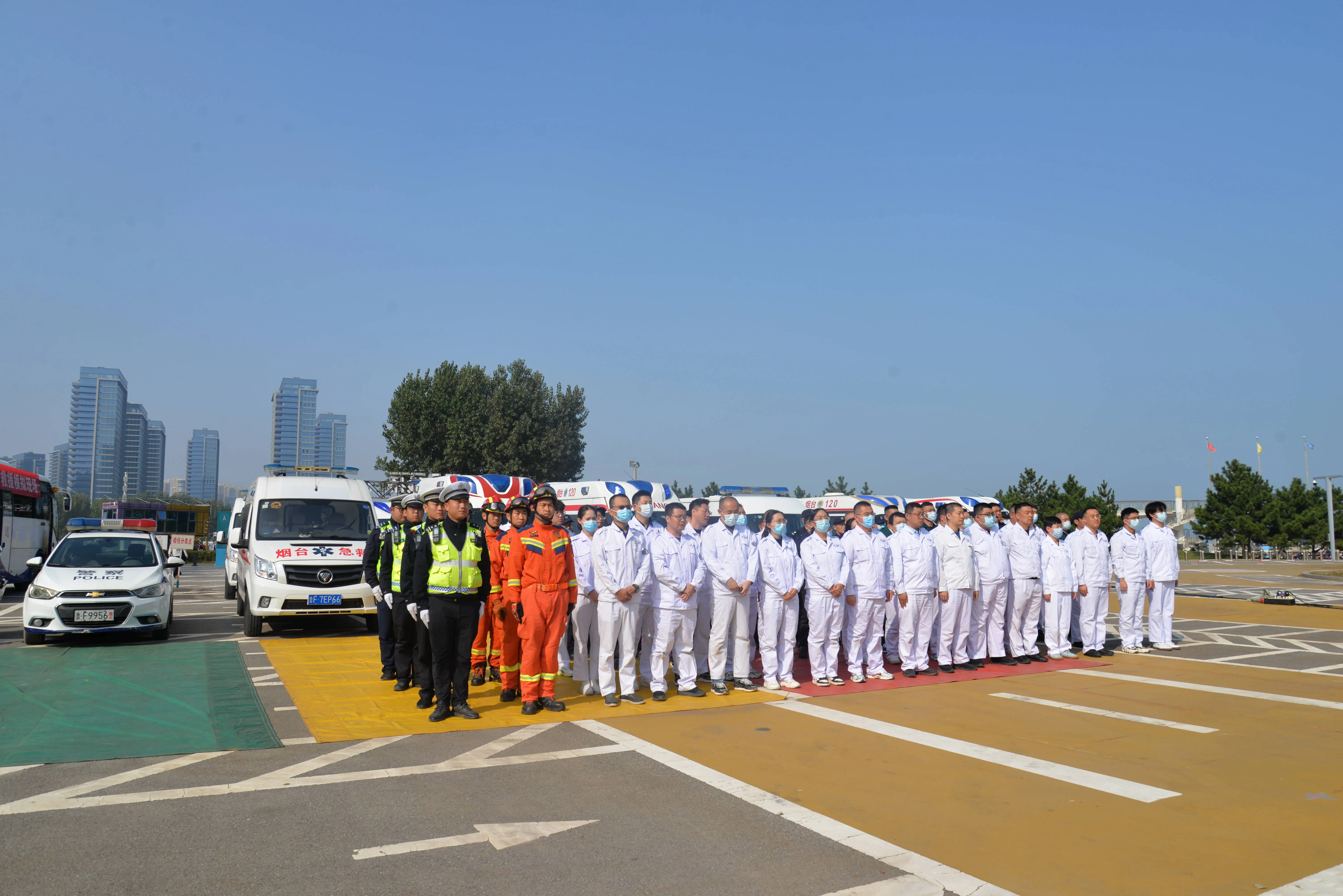 烟台市举办 2025 年突发事件医疗应急救援演练