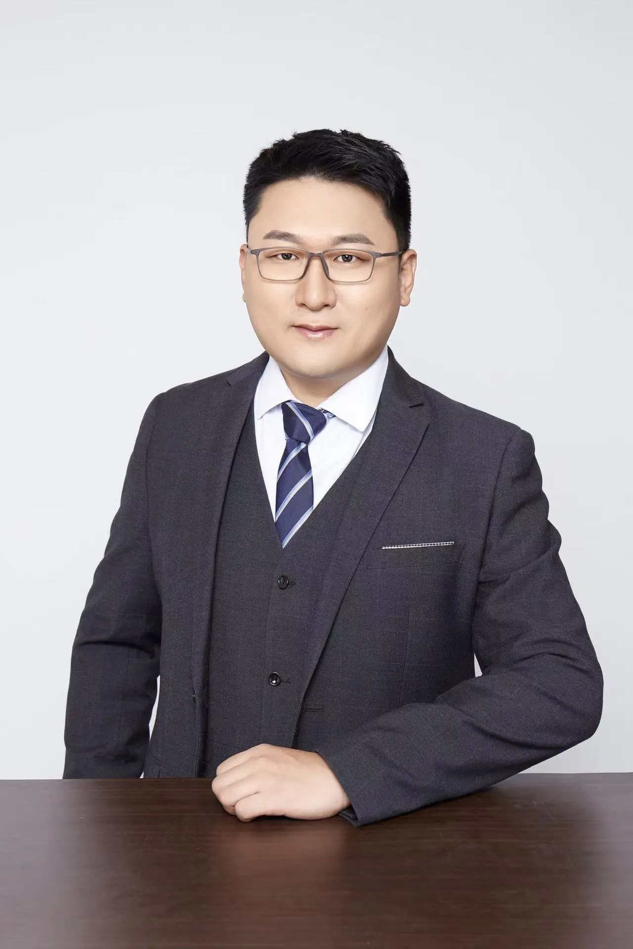 山东大学齐鲁医院神经外科李刚教授团队 10 月 31 日来潍坊市人民医院义诊 山东大学齐鲁医院神经外科李刚教授团队 10 月 31 日来潍坊市人民医院义诊