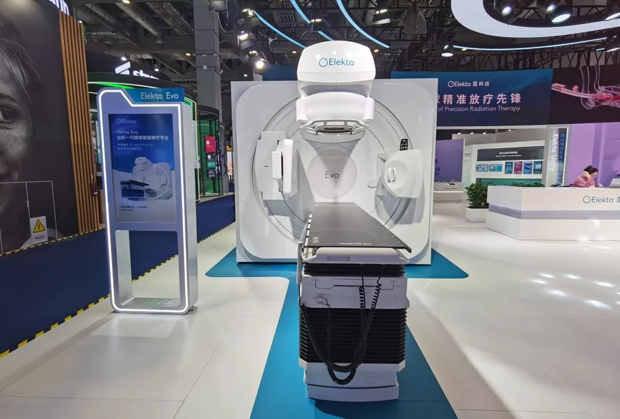 第八届进博医疗馆：“宝宝”提速、本土加码、研发并肩的开放答卷