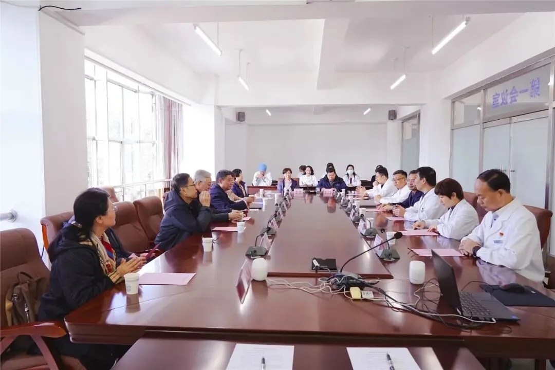 武清区人民医院与中国老教授协会医药专委会签约，医疗技术帮扶开启新篇