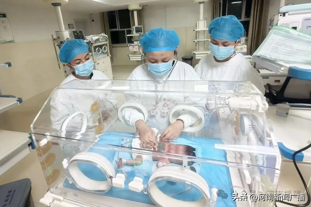 河南援疆专家如何与哈密市中心医院协作拯救重症新生儿？“输血式”到“造血式”有何转变？