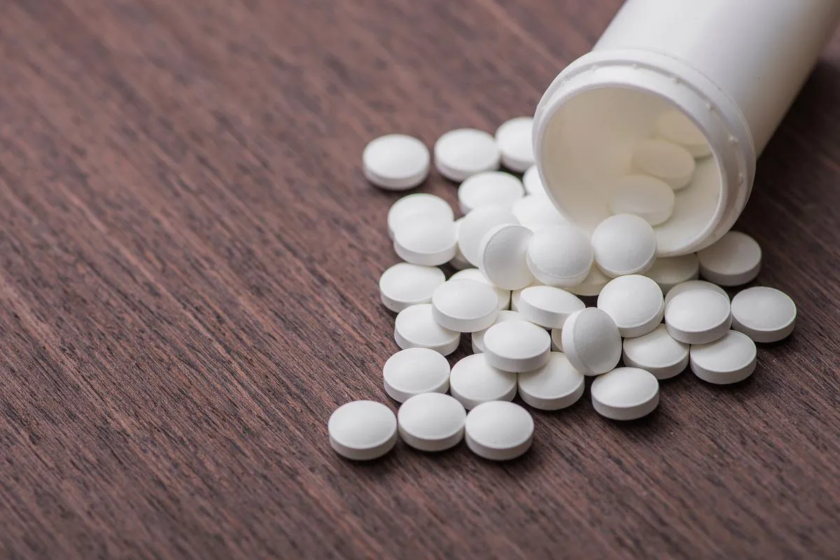 二甲双胍为何被誉为“抗衰神药”？这款“老药”对身体 6 方面改变及适用人群有哪些？