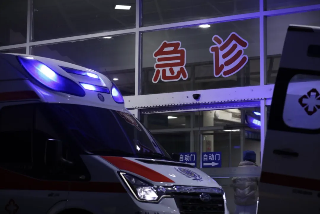 冬季为何是心肌梗死高发季?身体发出哪些信号要警惕?发病该如何急救? 冬季为何是心肌梗死高发季?身体发出哪些信号要警惕?发病该如何急救?