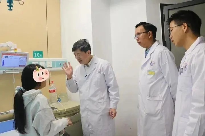京铜医疗携手开展公益义诊 10 名唇腭裂患儿享免费手术