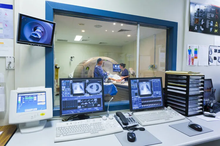 科学拆解 CT 检查辐射真相：一次检查 =1- 2 年天然辐射，致癌风险无需恐慌