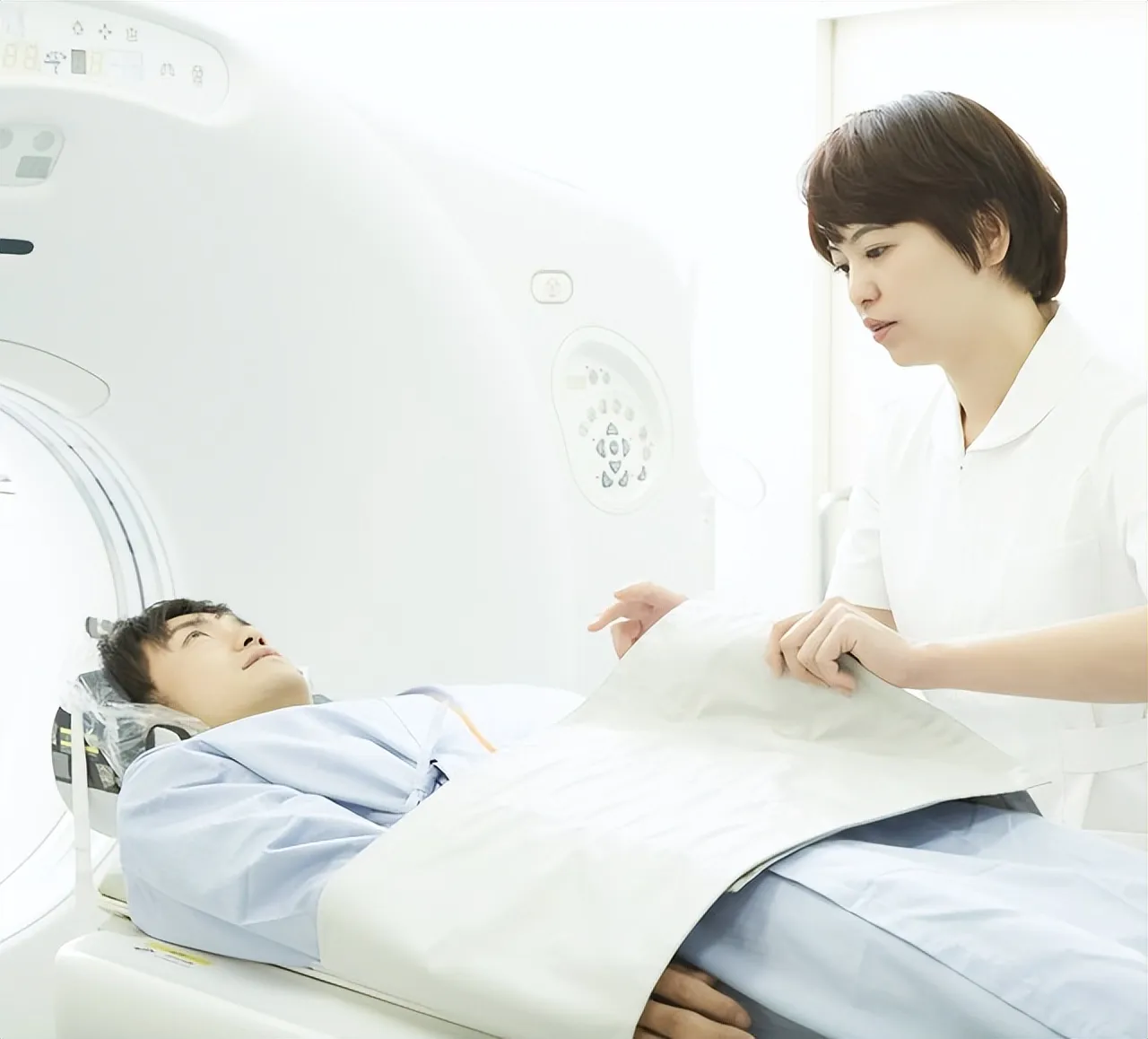 科学拆解 CT 检查辐射真相：一次检查 =1- 2 年天然辐射，致癌风险无需恐慌