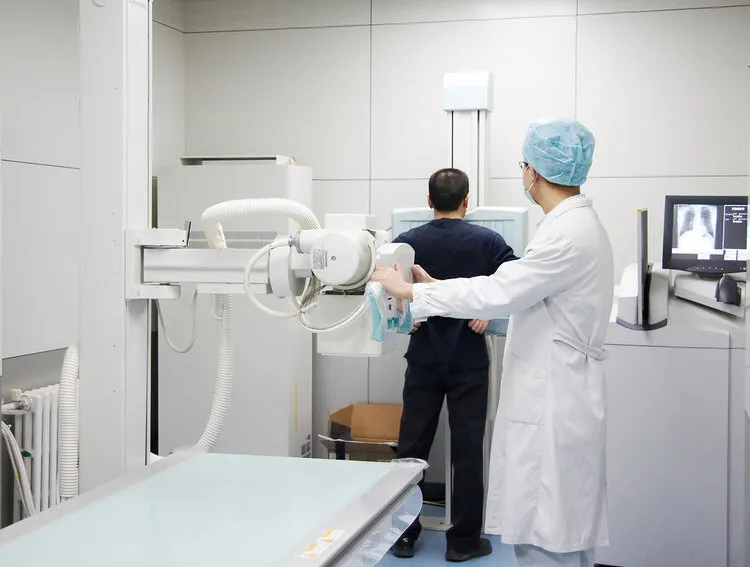科学拆解 CT 检查辐射真相：一次检查 =1- 2 年天然辐射，致癌风险无需恐慌