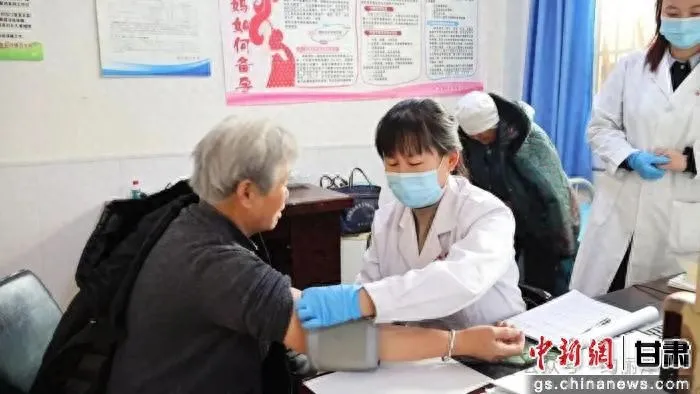 借力东西部协作，漳县如何通过提升乡村医疗“硬件”与引入人才，筑牢健康防线？