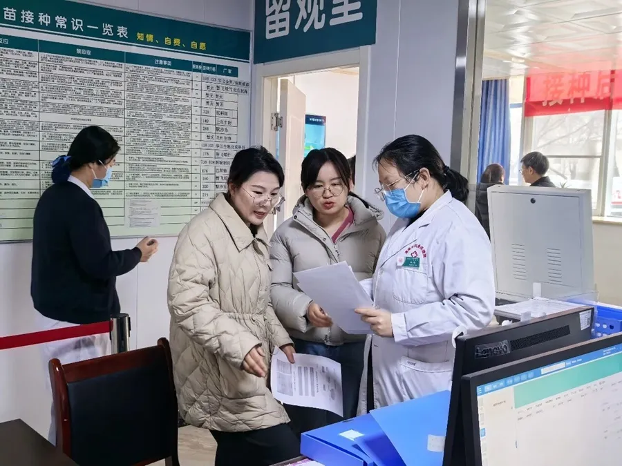 渭南多地卫生医疗领域近期有何动态？从培训到义诊、送温暖活动全面解读！