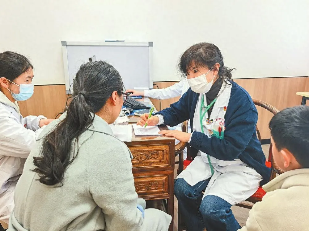 聚焦“挂号难住院难检查难”云南多点发力让群众就医更省心