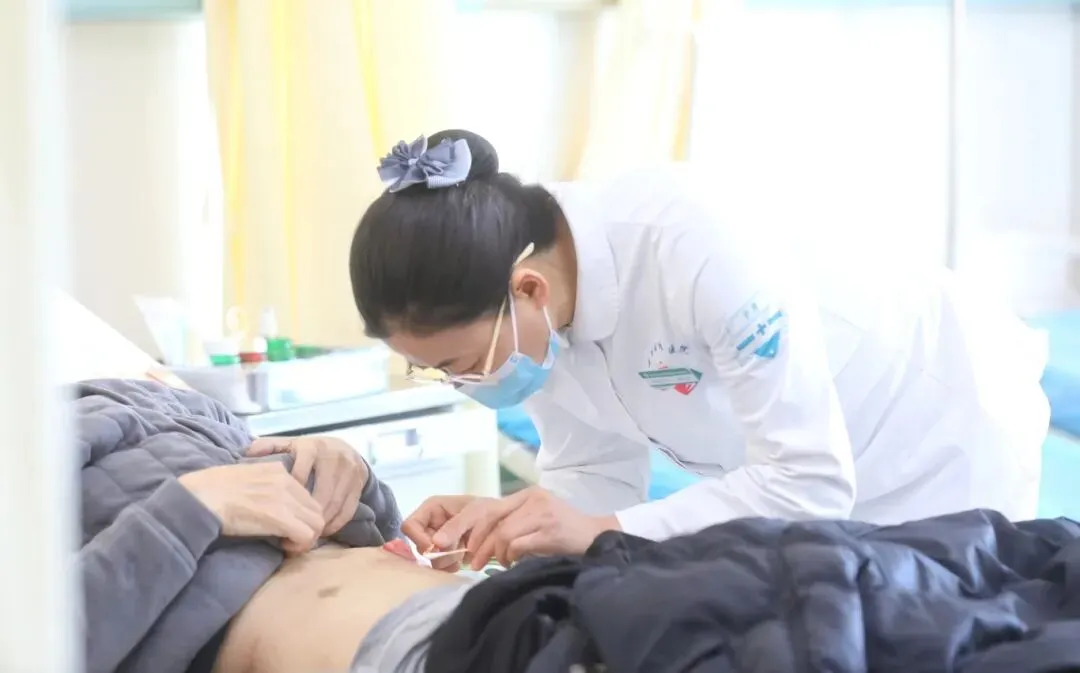 一封“超规格”感谢信背后的故事：长治和平医院放疗科的“精确制导”与“随叫随到”