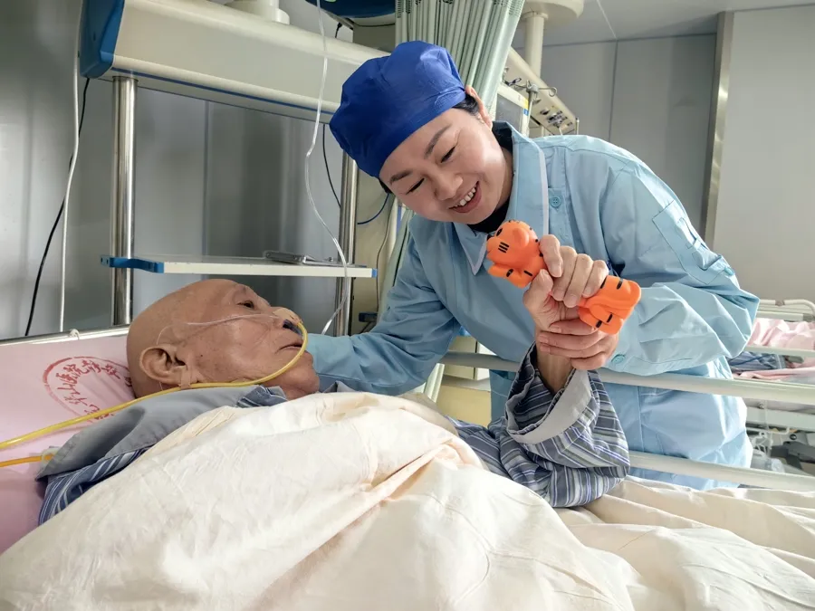 静安区医疗护理员技能培训启动 助力实现 100% 持证上岗