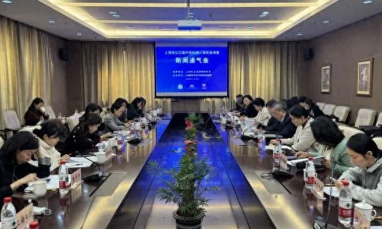 2025 上海公立医疗机构病人满意度出炉，门诊住院满意率双高，数智服务、免陪照护成效显著