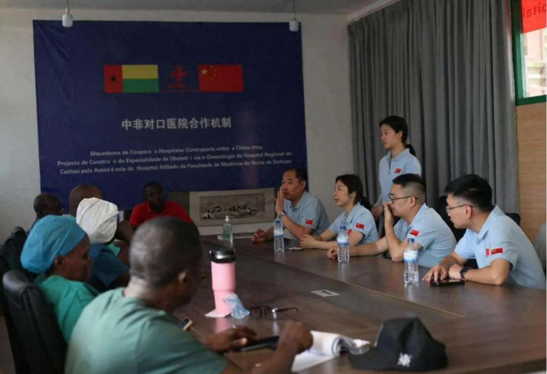 生命跨越国界！中国医疗队助几内亚比绍重启手术室，成功接生龙凤胎